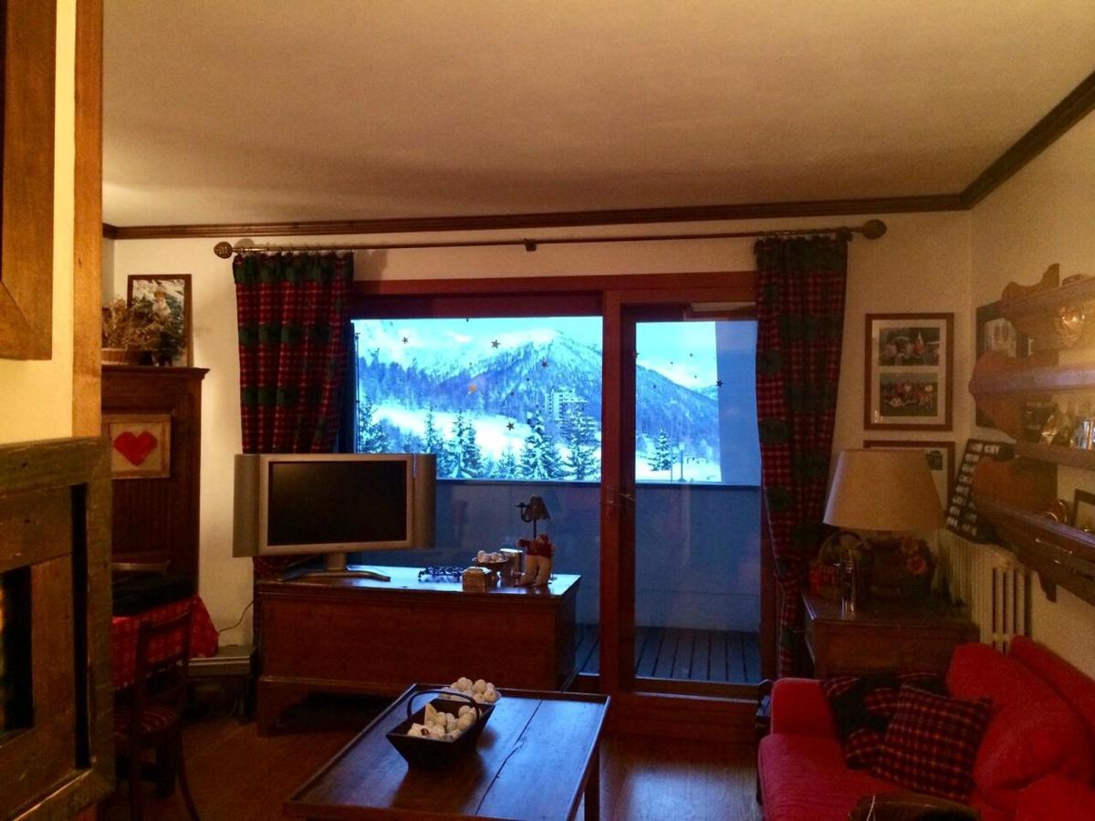 Nice House On The Ski Slopes Colle Colle Sestriere Exteriör bild